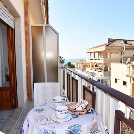 Blu House Apartment Marina di Modica Bagian luar foto